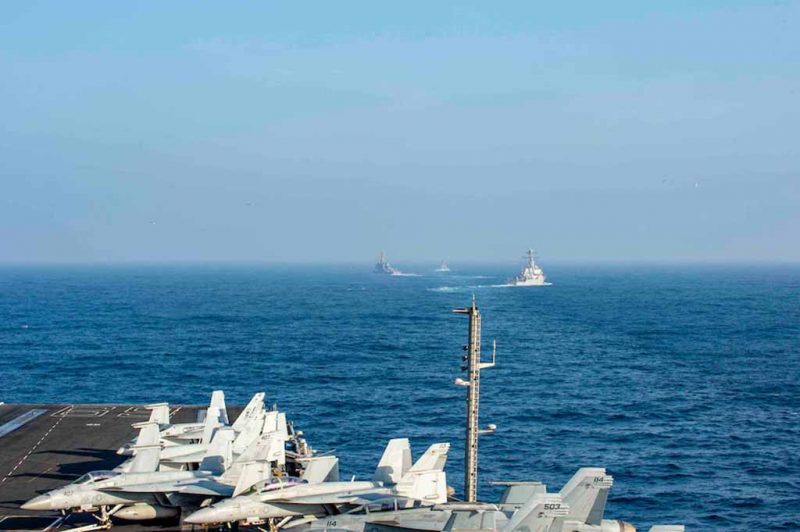 El ejército marroquí y la Marina de los EEUU realizan maniobras navales conjunta en la costa