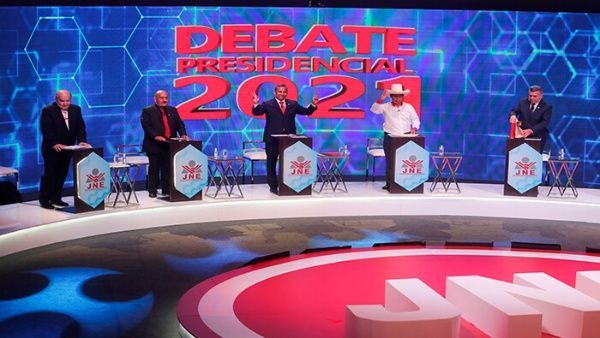 Perú. Ningún candidato  logra alzarse con el segundo debate