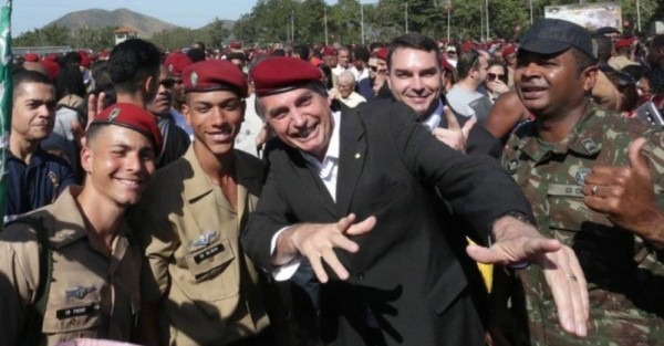 Brasil. Congresistas demandan nuevo juicio político contra Bolsonaro por usar a las FF.AA. para sus fines personales