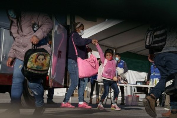 México. Detuvo EE.UU a casi 19 mil menores migrantes en frontera en marzo