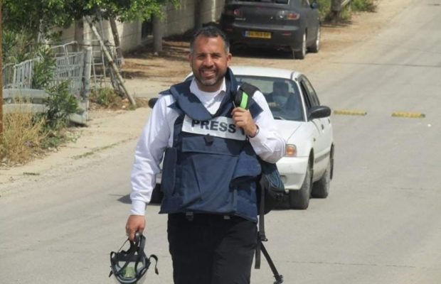 Palestina. Otro periodista arbitrariamente detenido y encarcelado sin cargos por Israel debido a su trabajo periodístico