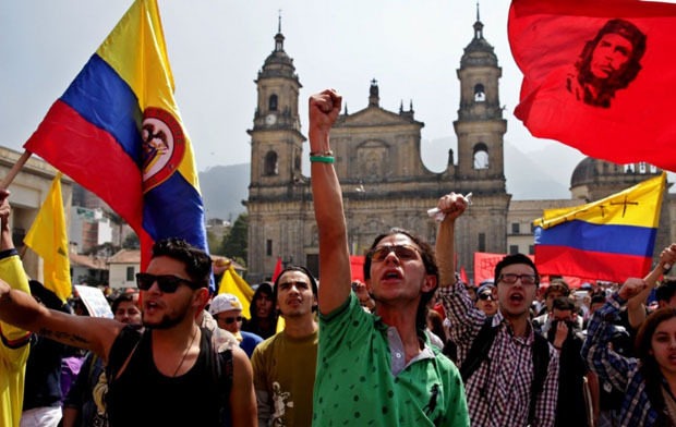 Pensamiento crítico. América Latina clama la rebelión popular de los Pueblos