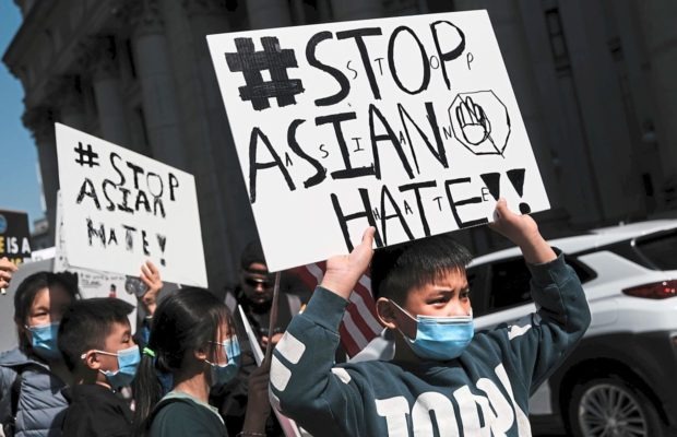 Estados Unidos. La comunidad asiático-americana y de las islas del Pacífico (AAPI) realizó una manifestación contra el odio en el barrio chino de Oakland