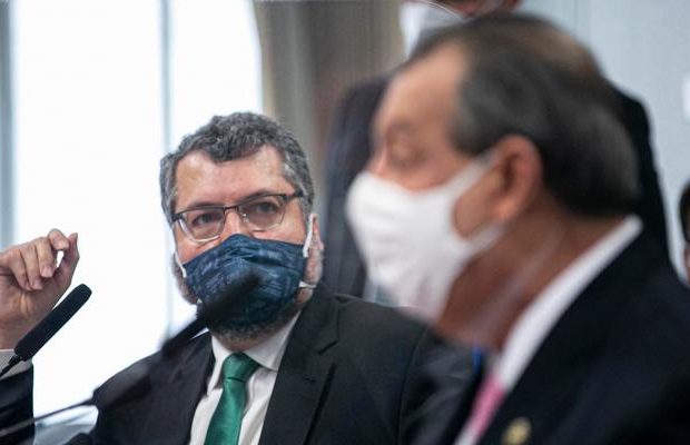 Brasil. Excanciller Araújo impidió traslado de oxígeno de Venezuela a Manaos