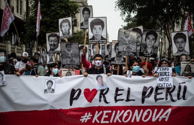 Perú. Miles marchan contra Keiko Fujimori / También hubo concentraciones en otros países