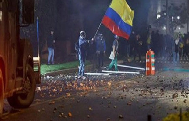 Colombia. Noche de represión en Bogotá deja al menos 11 heridos