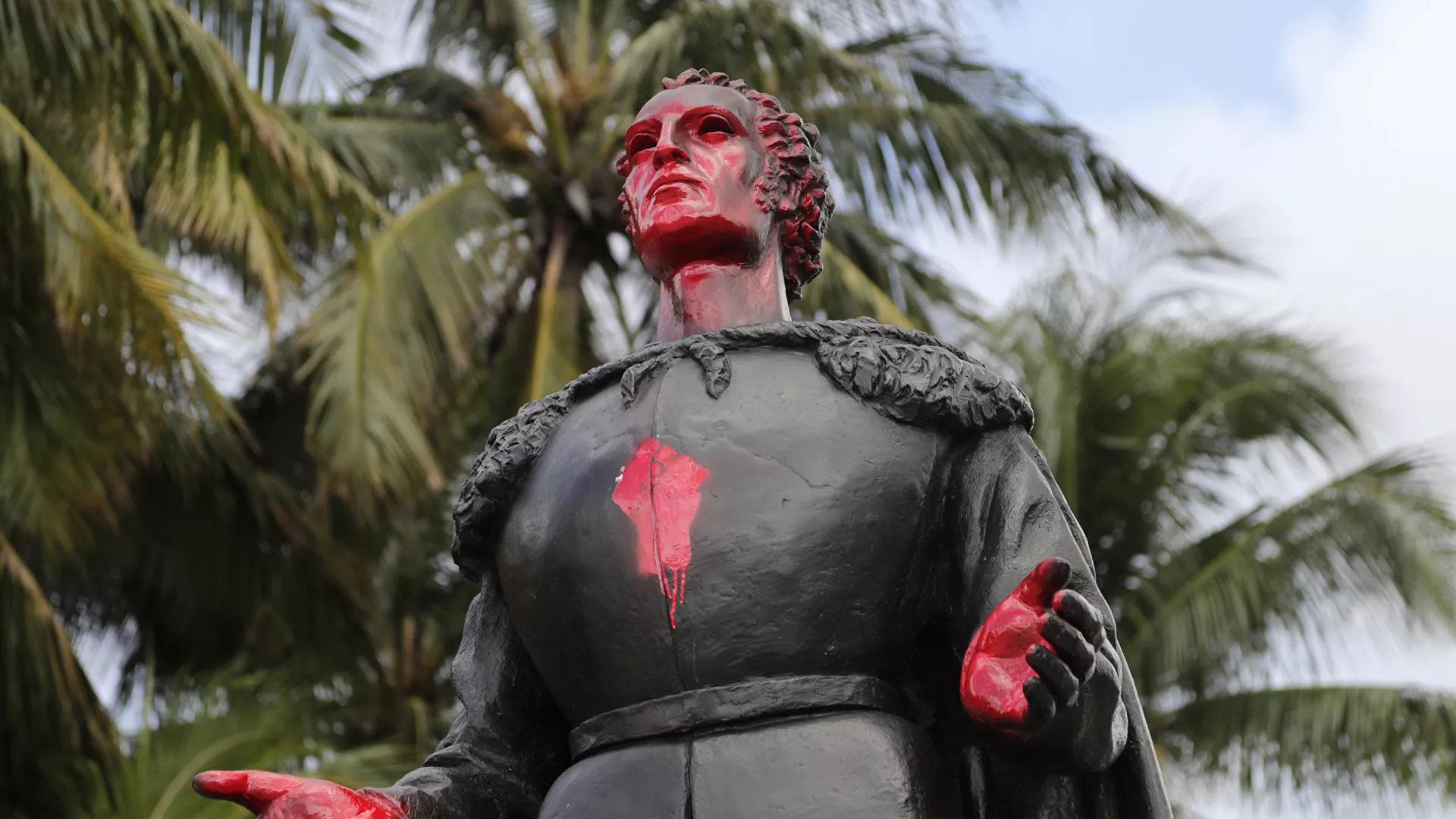 Una estatua de Cristóbal Colón en Miami - Sputnik Mundo, 1920, 11.05.2021