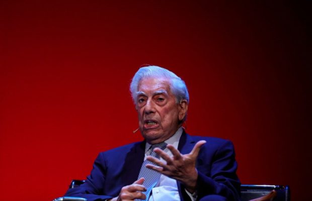 Perú. Elecciones: Mario Vargas Llosa y su esfuerzo por demonizar a Pedro Castillo