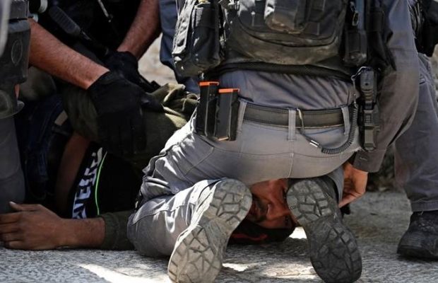 Palestina. Ocupación ataca a los palestinos en Bab Al Amud y les impide reunirse