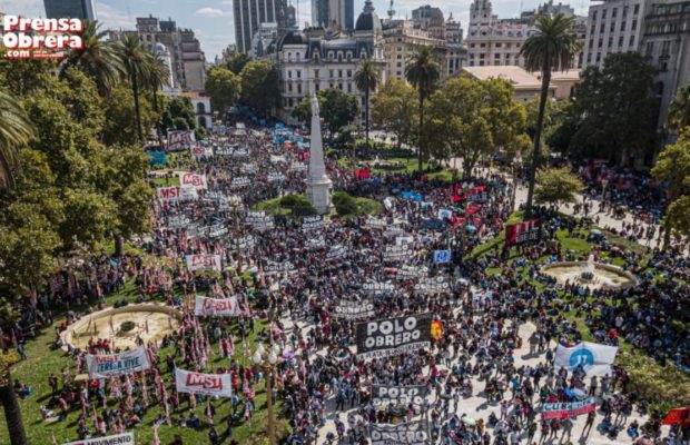 Argentina. Convocan masiva movilización nacional piquetera este viernes 18: «Contra el ajuste y por el pago del aguinaldo»