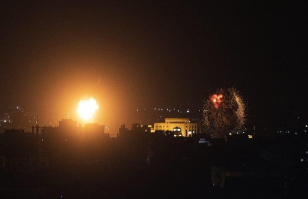 Palestina. Israel vuelve a atacar Gaza en un segundo bombardeo desde el alto al fuego