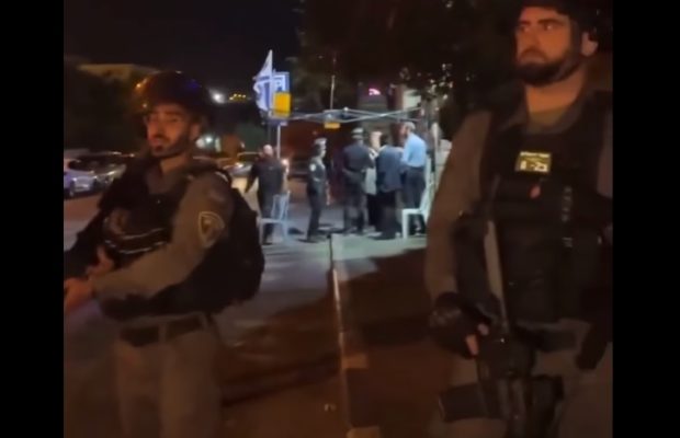 Israel. La policía ataca otra vez a palestinos en el barrio de Sheikh Jarrah en Jerusalén ocupada