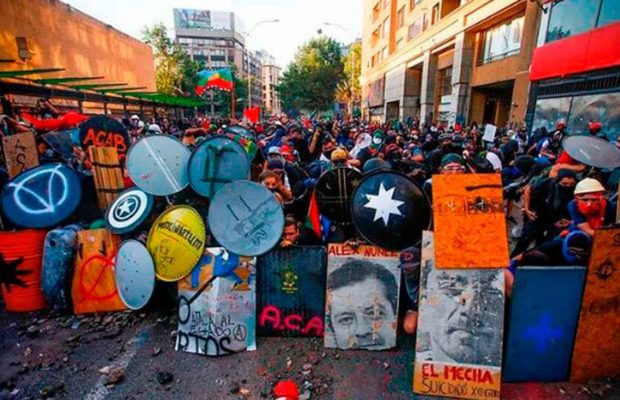 Chile. Marcelo Oses: «En la Revuelta nació un nuevo sujeto revolucionario, pero aún cierta izquierda sigue sin darse cuenta»