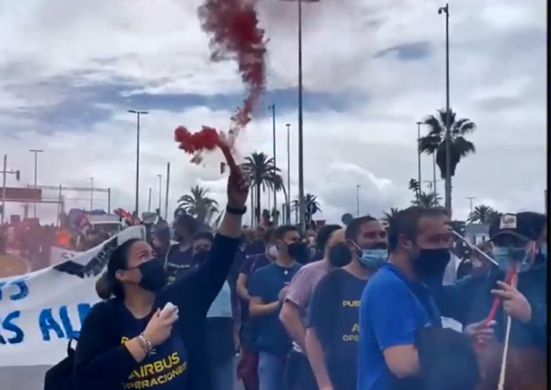 Bahía de Cádiz: Airbus vuelve a cortar el puente en una jornada de huelga contra el cierre