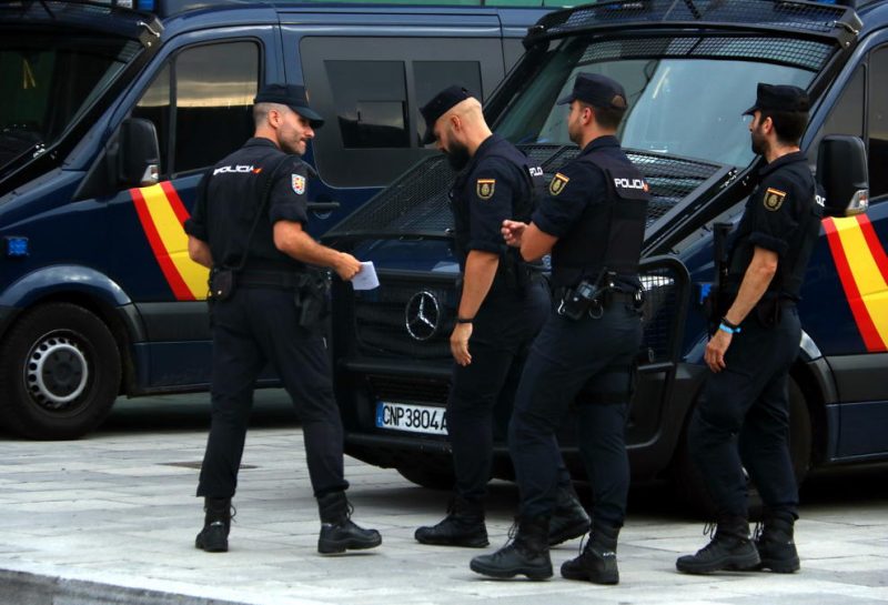 La policía española está infiltrada abiertamente en todos los medios de prensa