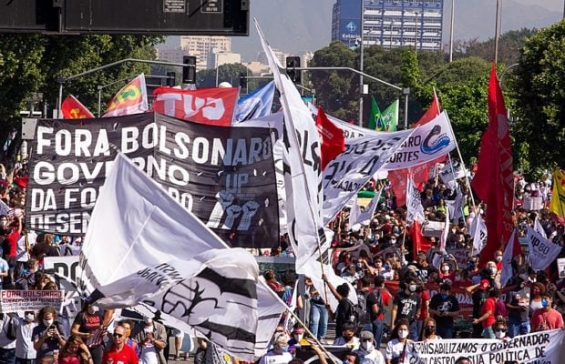 Brasil. 800 mil manifestantes exigieron en todo el país y en el exterior que se vaya Bolsonaro (fotoreportaje)