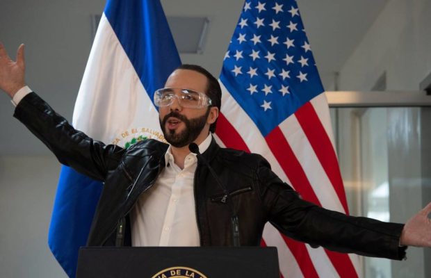 El Salvador. Estados Unidos acusa de corrupción a cuatro altos funcionarios del gobierno de Bukele