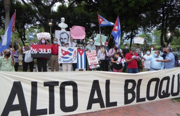 El Salvador. Concentración de solidaridad con Cuba revolucionaria