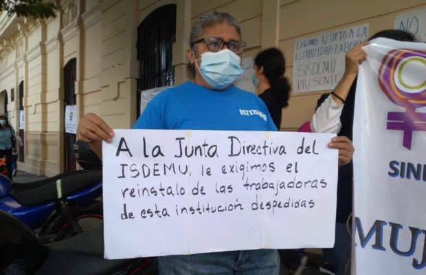 El Salvador. Denuncian destituciones ilegales de seis coordinadoras del Instituto de la Mujer