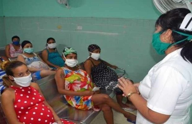 Bolivia. Destacan inmunización antiCovid-19 a embarazadas en Cuba