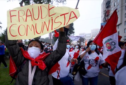 Perú. Grupúsculos fujimoristas convocan a la «insurgencia» enojados por la asunción del nuevo presidente Pedro Castillo (video)