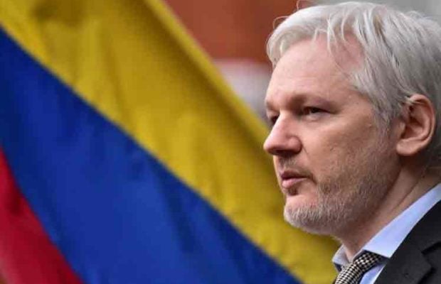 Ecuador. Denuncian mala fe en retiro de nacionalidad ecuatoriana a Assange