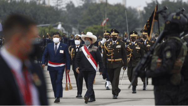 Perú. Pedro Castillo preside Gran Parada Militar en el marco de la independencia
