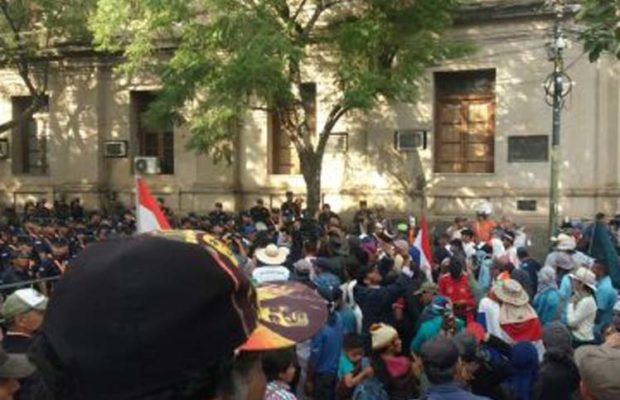 Paraguay. Campesinxs anuncian nuevas protestas en demanda de fondos