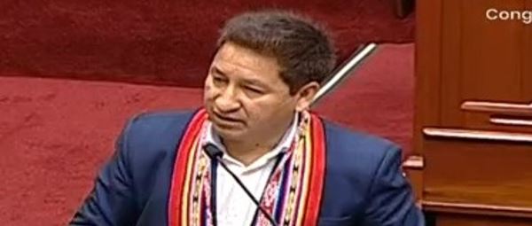 Perú. Censura del quechua en el Congreso abre un intenso debate sobre racismo