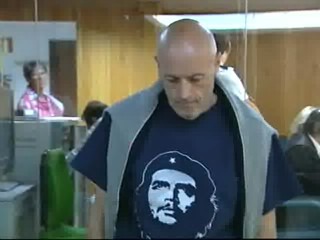 Euskal Herria. El preso político vasco «Txikito» suspendió la huega de hambre por sufrir una enfermedad que le exige urgente tratamiento