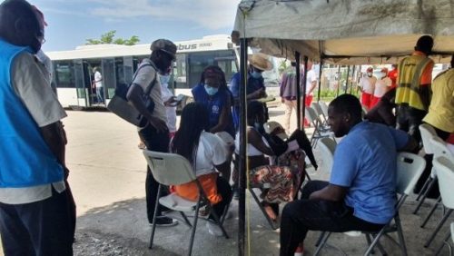 Migrantes. Deportan más de 1.300 haitianos desde Estados Unidos