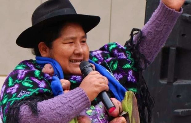 Bolivia. Segundina Flores, una embajadora «de pollera» y militante combativa como pocas