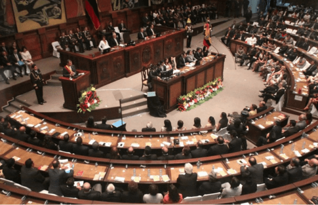 Ecuador. La Asamblea empieza a solicitar información referente a la vinculación de Lasso en los Pandora Papers