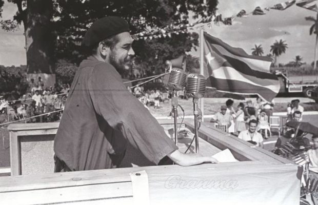 Cuba. Díaz-Canel recuerda al Che: «Seamos la pesadilla de los que pretenden arrebatarnos los sueños»