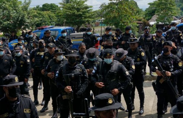 Guatemala. Estado de Sitio en El Estor: efectúan allanamientos con apoyo del Ejército
