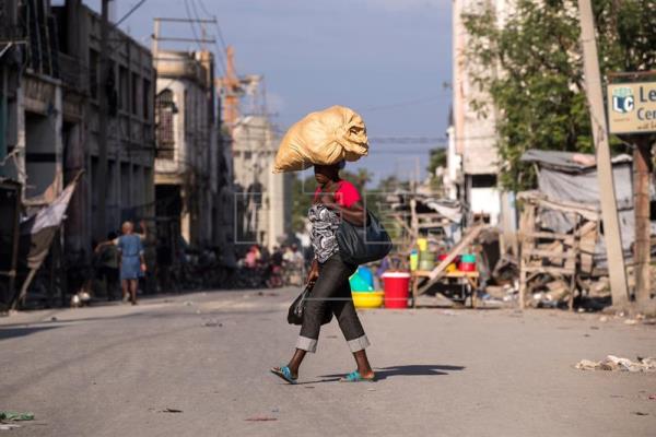 La segunda jornada de paro mantiene paralizado a Haití