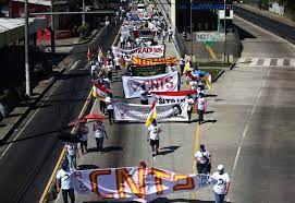 El Salvador. Sindicatos exigen el cese de despidos masivos
