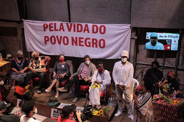 Brasil. Douglas Belchior se une al PT, que apuesta por fortalecer a los candidatos del movimiento negro