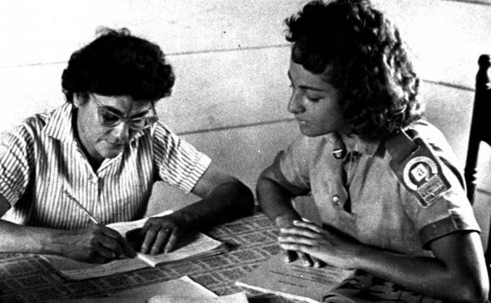 Cuba. Recuerdan la gran hazaña de la Alfabetización. Fidel: «vamos a librar una guerra contra la incultura» (video)