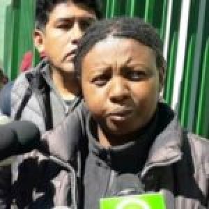 Bolivia. Detienen a Elena Flores, presidenta de Adepcoca cercana al MAS