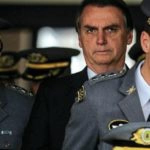 Brasil. ¿A Bolsonaro se le insubordinan los generales?