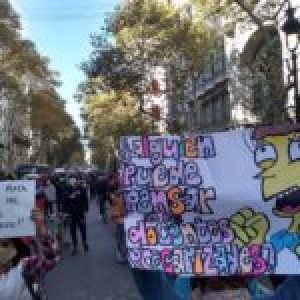 Argentina. Trabajadores precaries se manifientan en Buenos Aires (fotos)