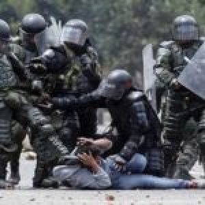 Colombia: denuncian muerte de joven durante represión policial