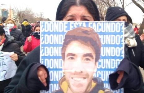 Argentina. ¿Dónde está Facundo?: Sigue desaparecido y la Bonaerense no se aparta y amenaza a un abogado de la familia
