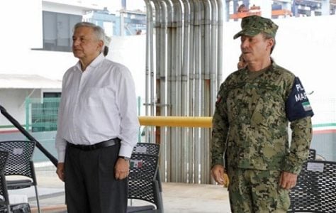 México. El servicio del Ejército y la Armada