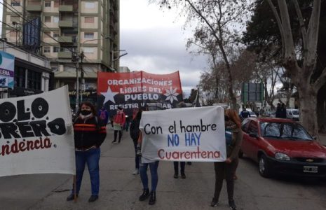 Argentina. Varias organizaciones sociales marcharon por reivindicaciones urgentes a la Intendencia de Florencio Varela