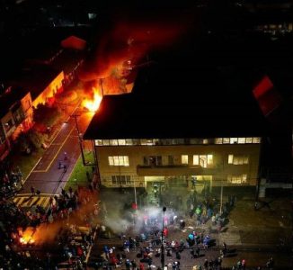 Nación Mapuche. Noche de cacería: La historia de las turbas racistas que atacaron a manifestantes mapuche