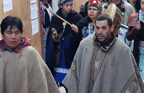 Nación Mapuche. Comuner@s toman municipalidad de Tirúa