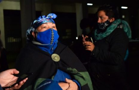 Nación Mapuche. Vocera informa que Machi Celestino Córdova depone su huelga de hambre (video)