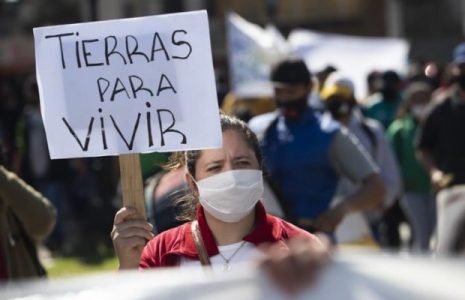Argentina. Tierra para vivir, feminismos para habitar: No al desalojo en Guernica